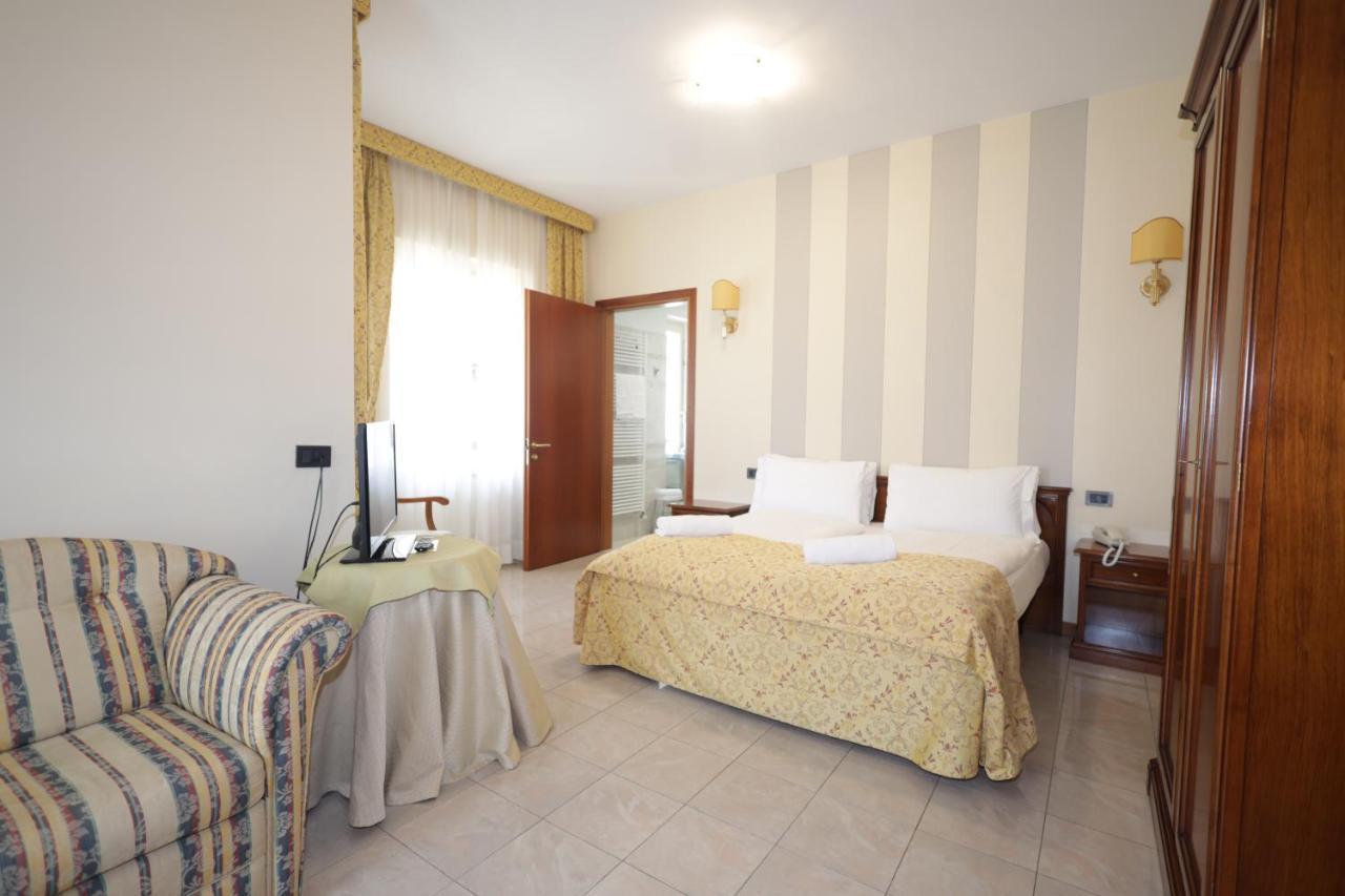 Hotel Il Portico By Lvg Hotel Collection Cannobio Exterior foto
