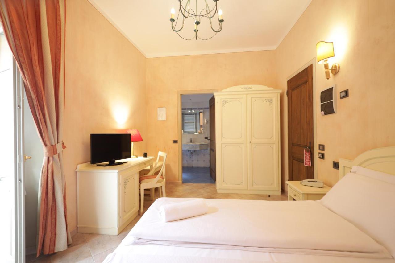 Hotel Il Portico By Lvg Hotel Collection Cannobio Exterior foto